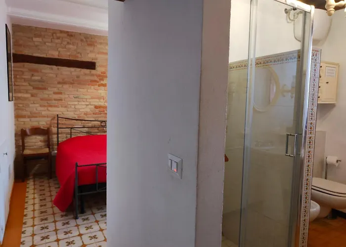 Casale Civetta 아파트 *